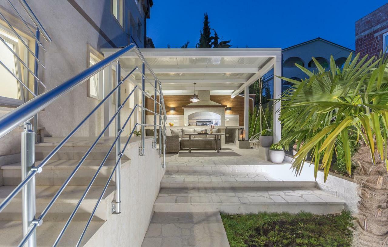 Villa Stephany ポレッチ エクステリア 写真