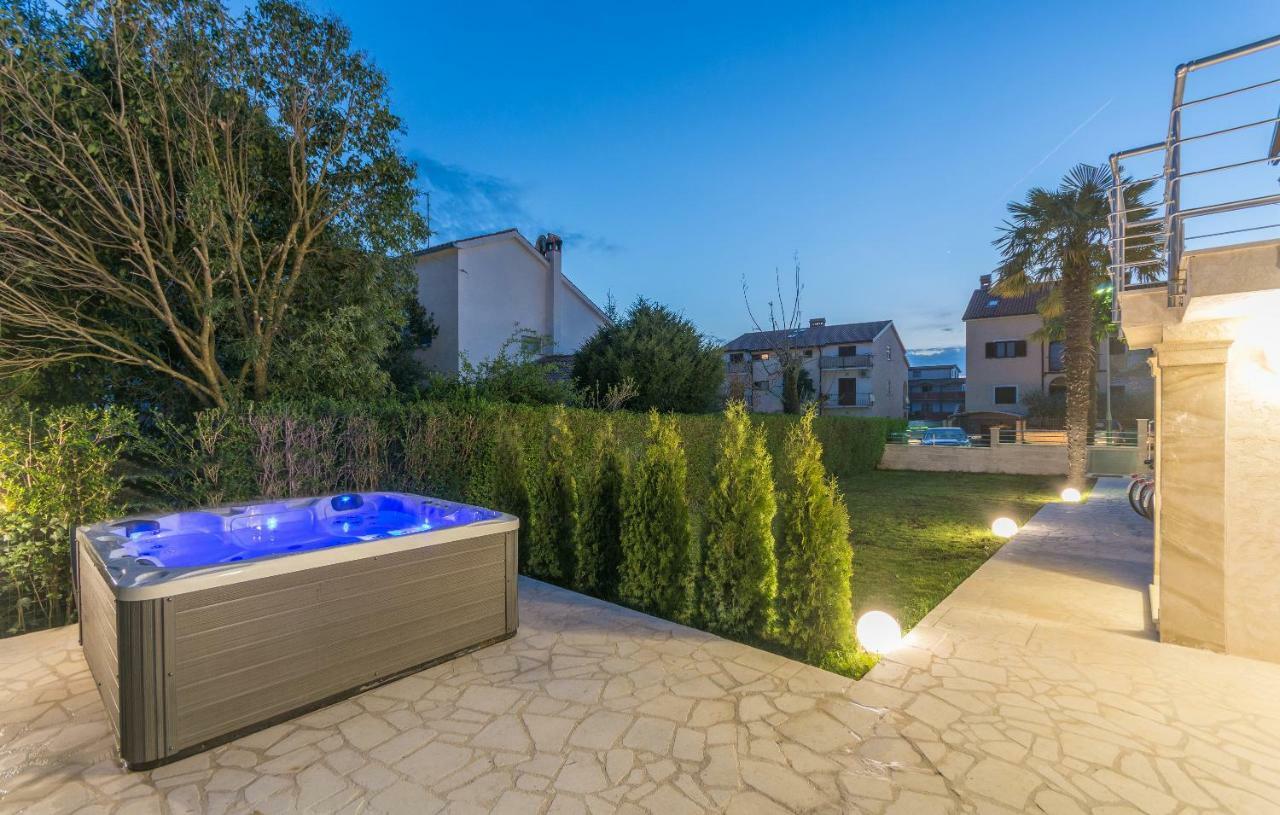 Villa Stephany ポレッチ エクステリア 写真